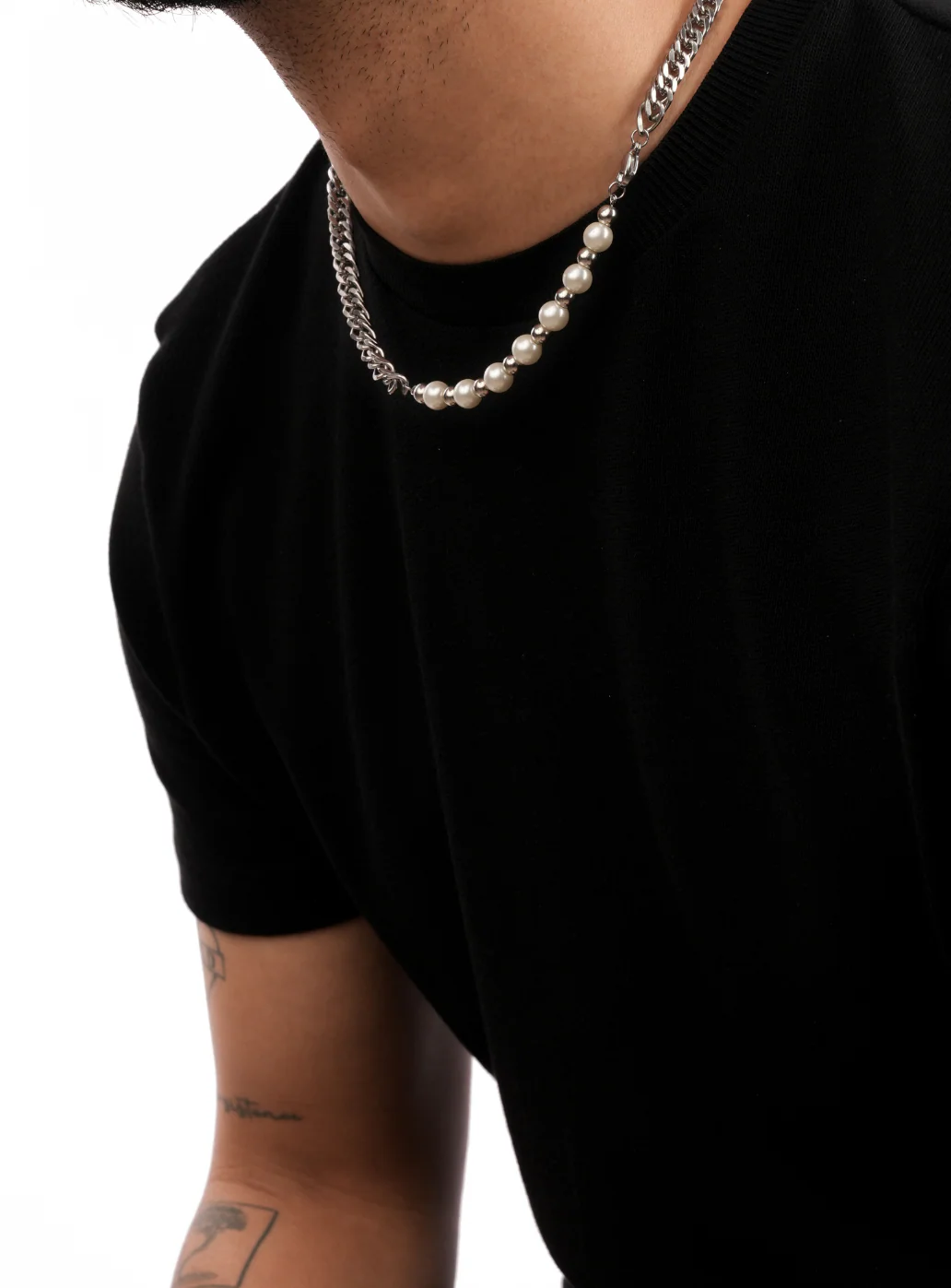 1/4 Pearl Metalic Necklace - Image 4