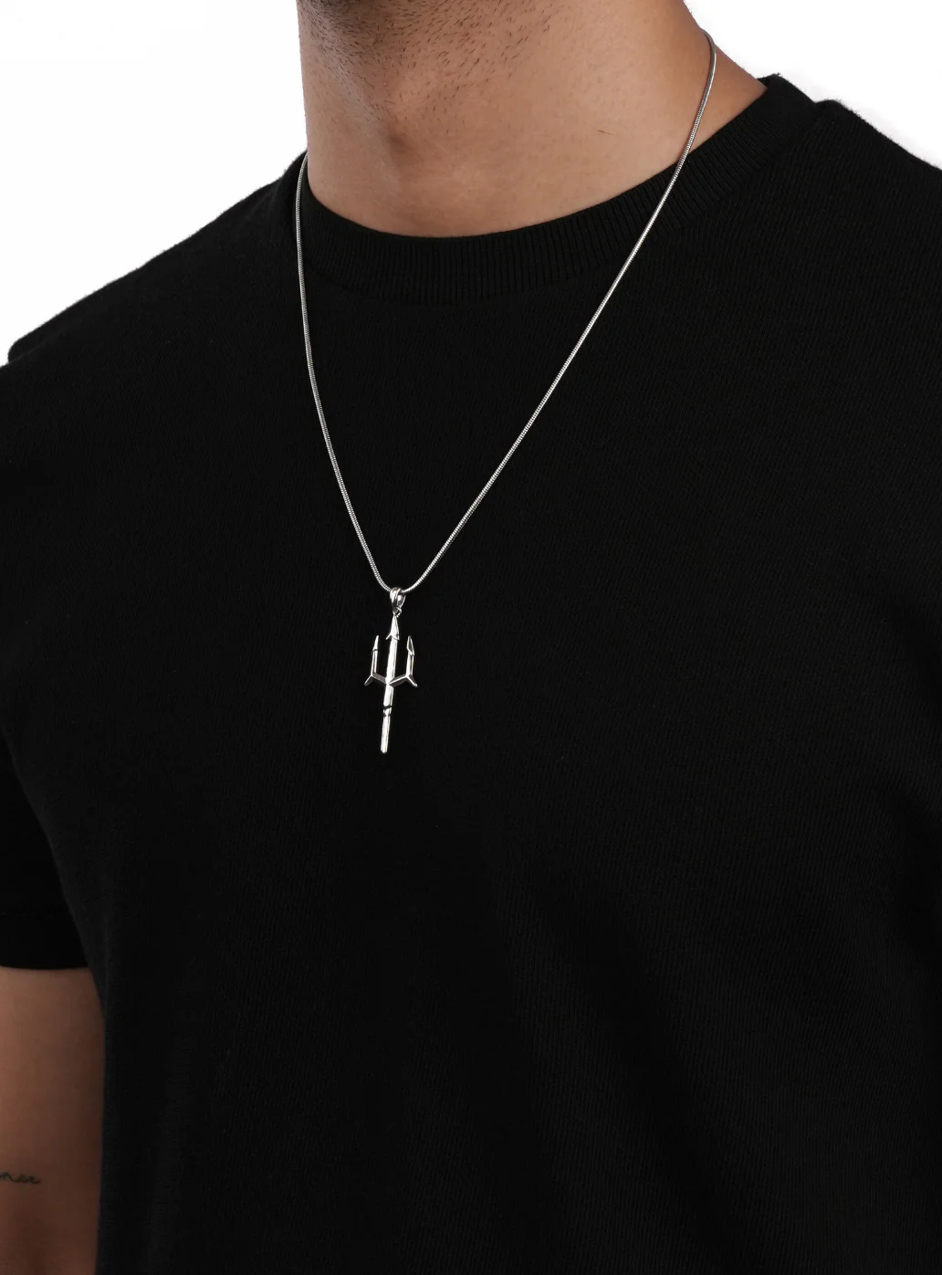 Trident Pendant with Chain - Image 5